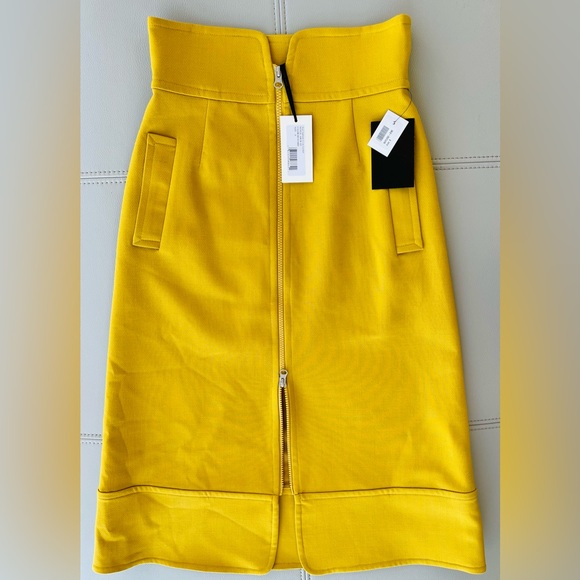 NWT! sea NY
Wool Traditions 
A-Line Zip Skirt 
YELLOW w/ Contrast satin lining 0 - Picture 4 of 16